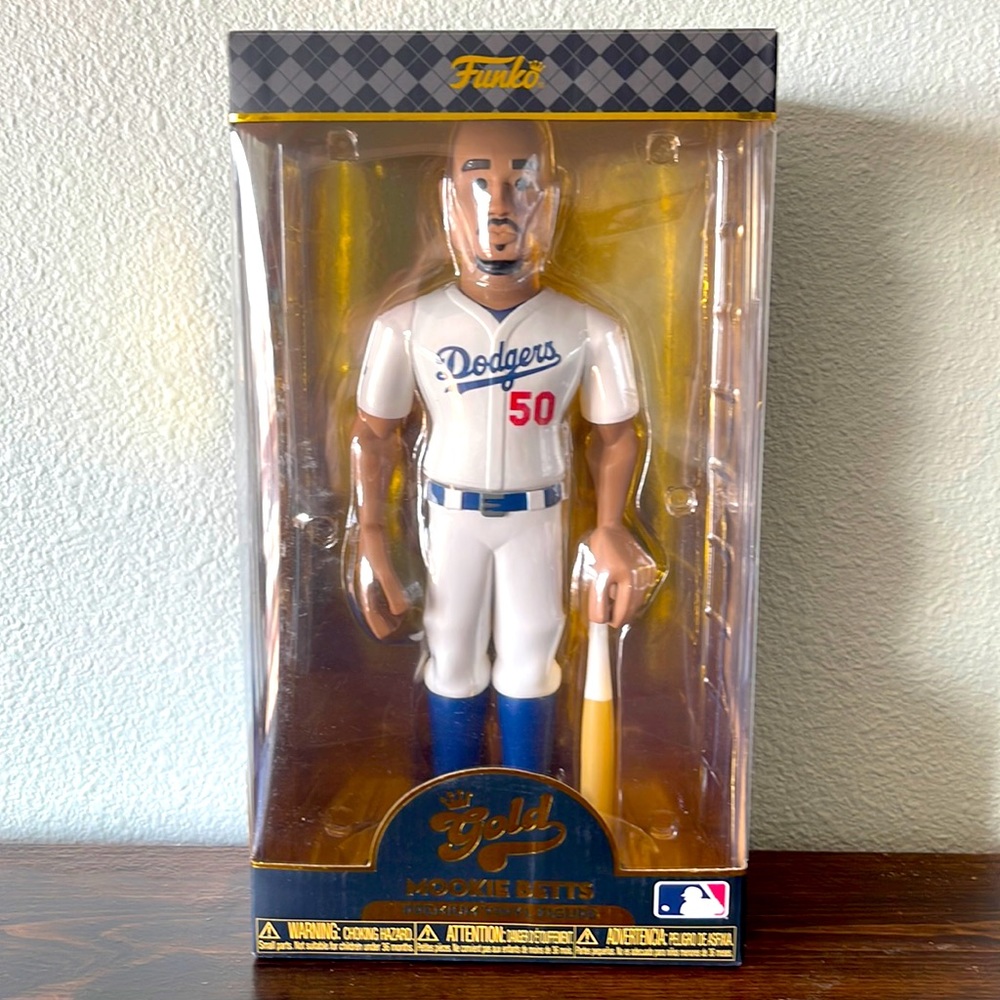 Mookie Betts - NEW Funko Premium Figure - MLB Dodgers - GOLD Collection